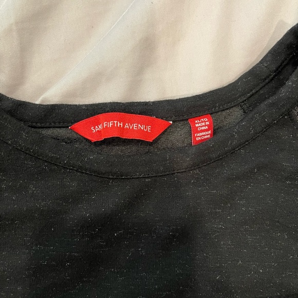 Saks Fifth Avenue in color black and gray size Xl - Picture 2 of 3